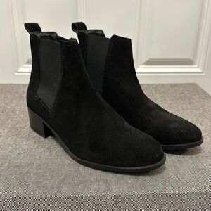 Steve Madden Dover Booties. Size 7. Worn once. Black